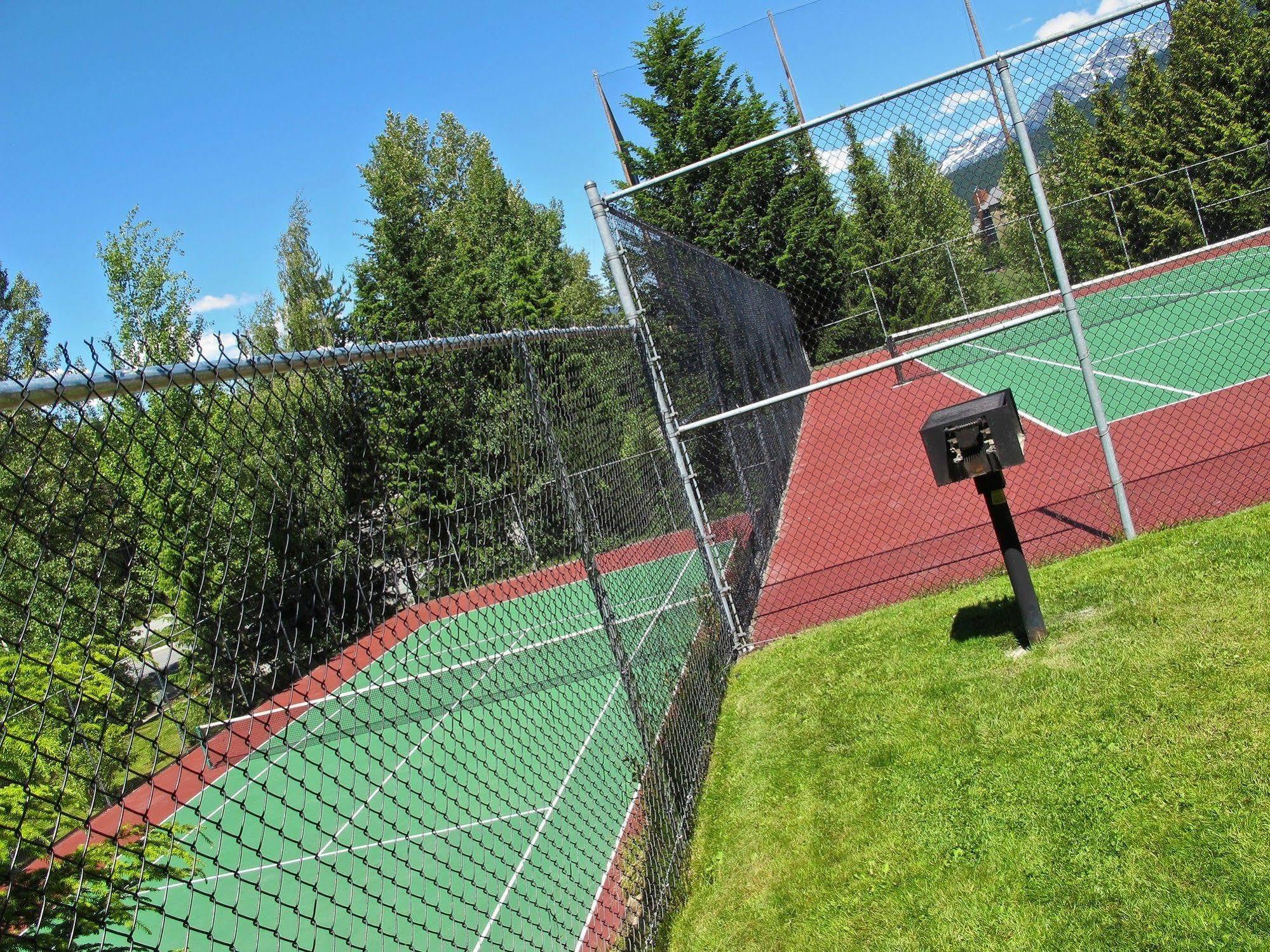 Tantalus Resort Lodge Whistler Exterior foto