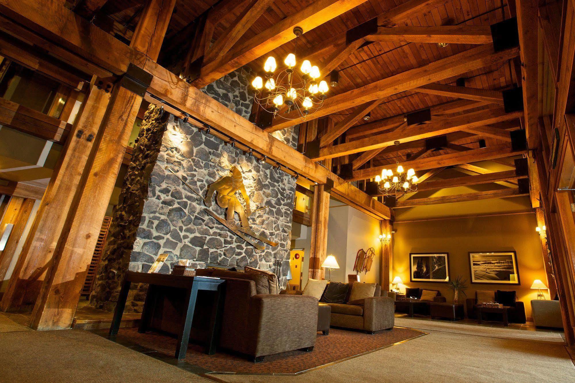 Tantalus Resort Lodge Whistler Exterior foto